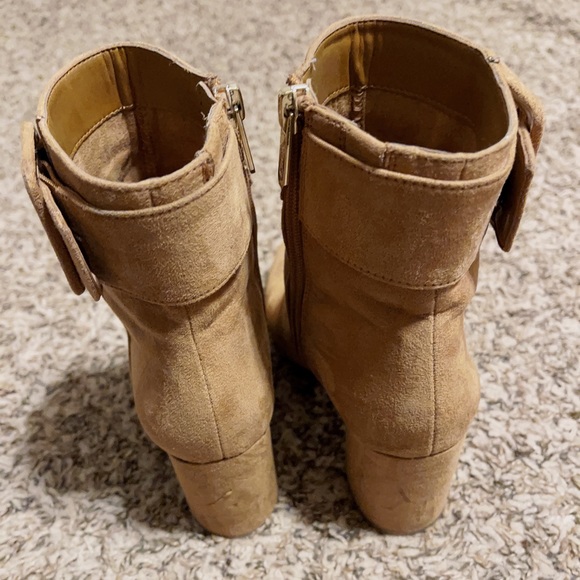 Cute Circus brown booties - Picture 3 of 3